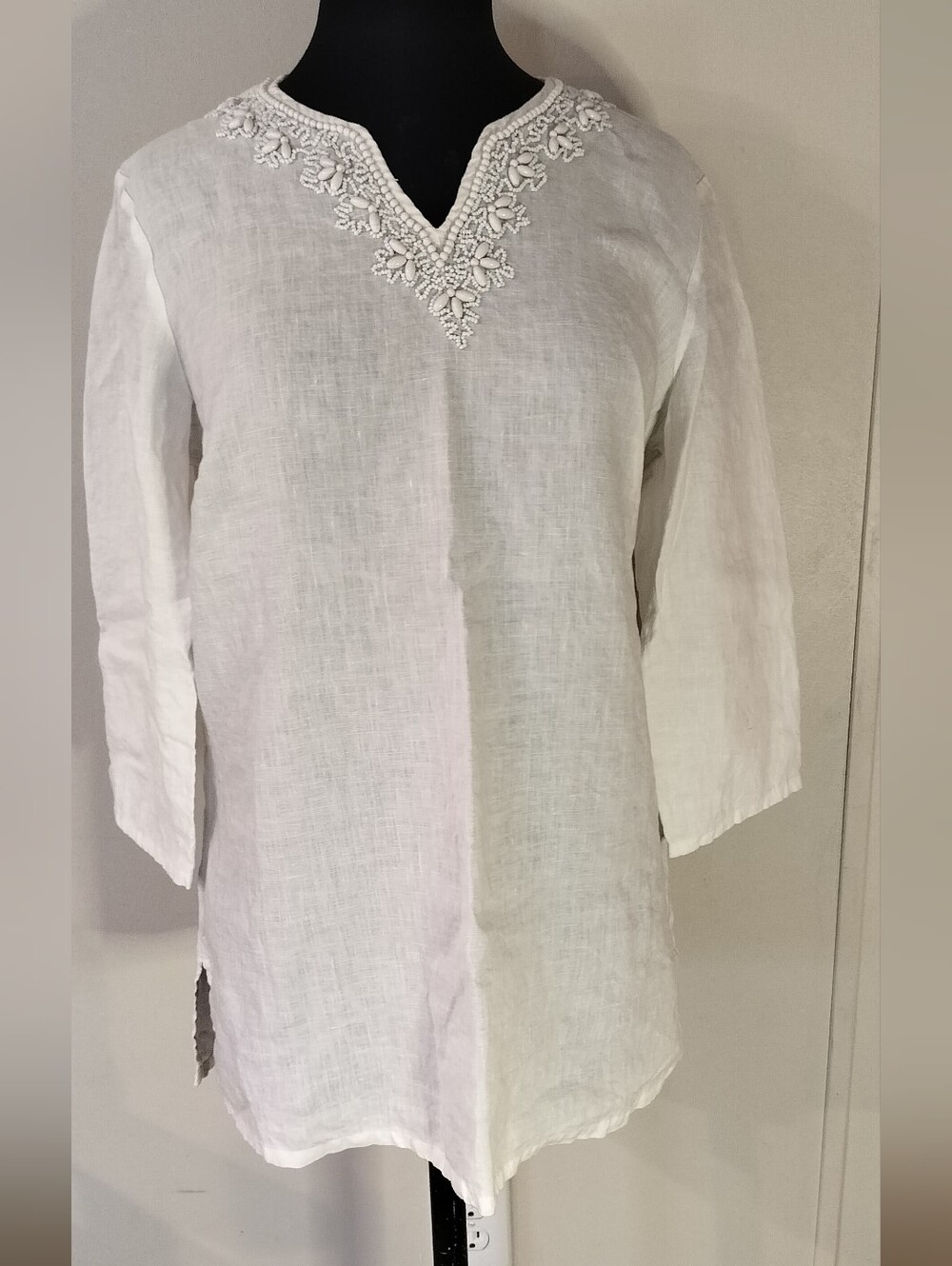 Brooks Brothers White Linen Embroidered V-Neck Tunic